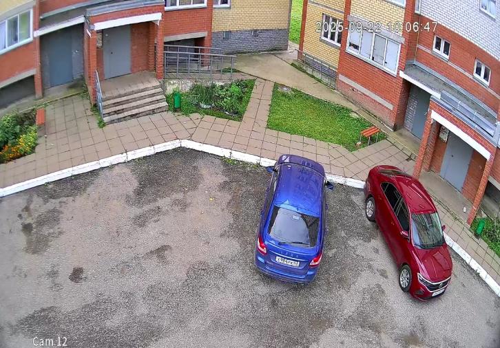 Камера 12